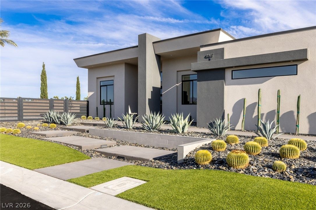4367 North Fort Apache Road — photo 3