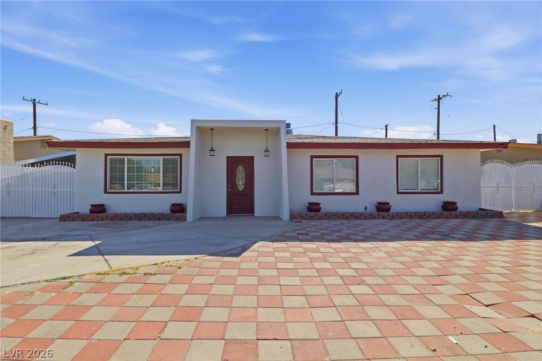 2990 Ferndale Street — photo 2