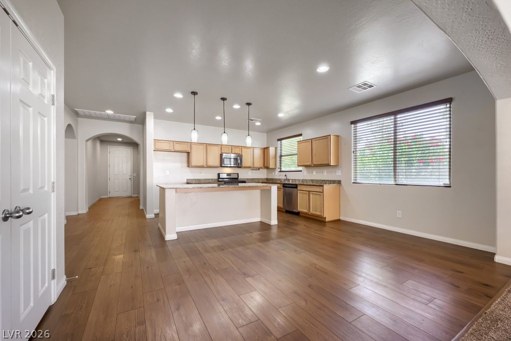 4313 Brazil Palm Court — photo 4 of 28