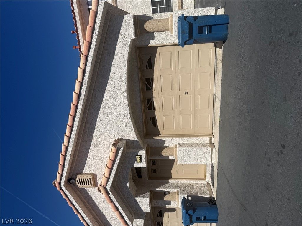 3327 Erva Street 213 — photo 2