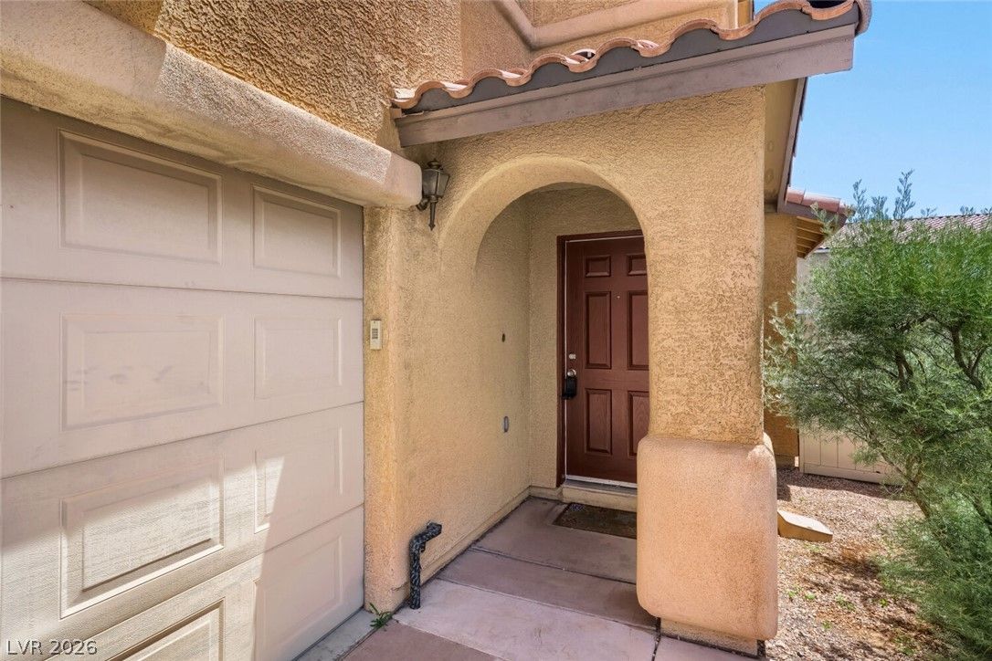 990 Cantabria Heights Avenue — photo 4
