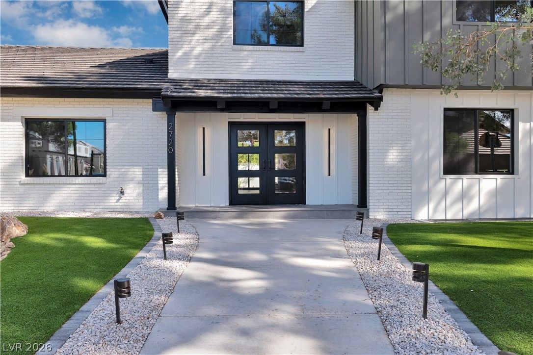 2720 Tioga Pines Circle — photo 2