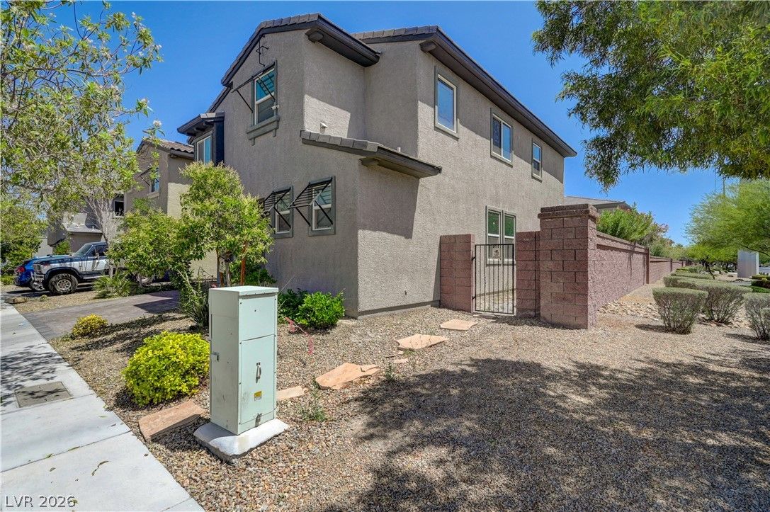 2087 Johnstown Avenue — photo 1