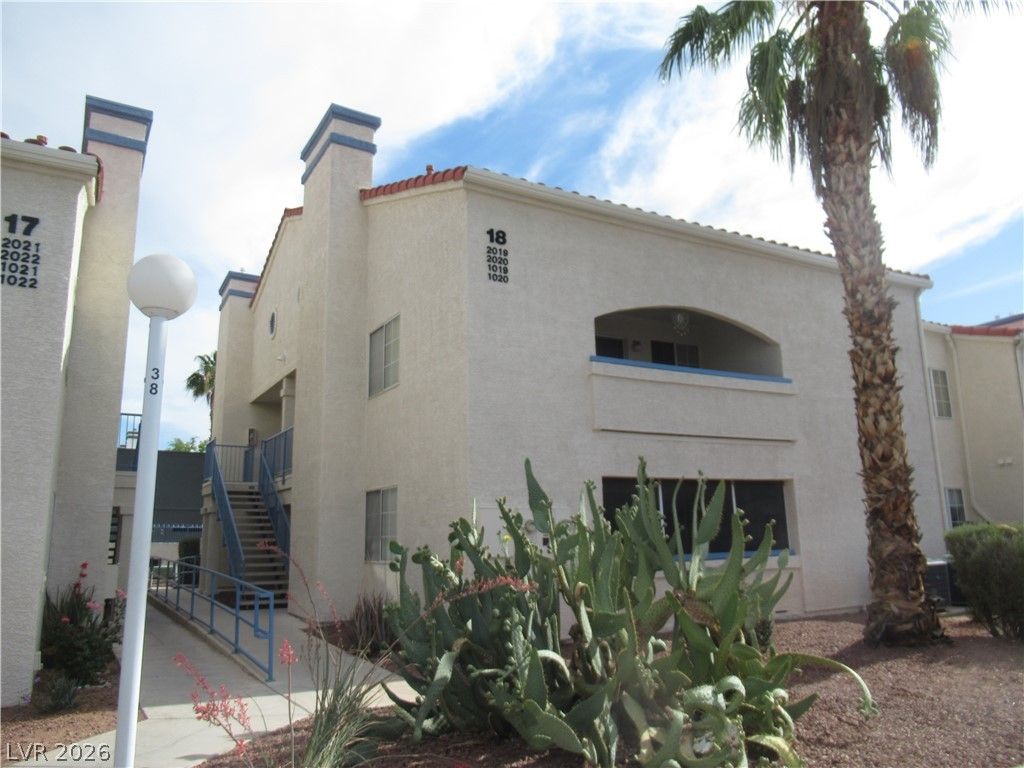 2725 South Nellis Boulevard 1020 — photo 2