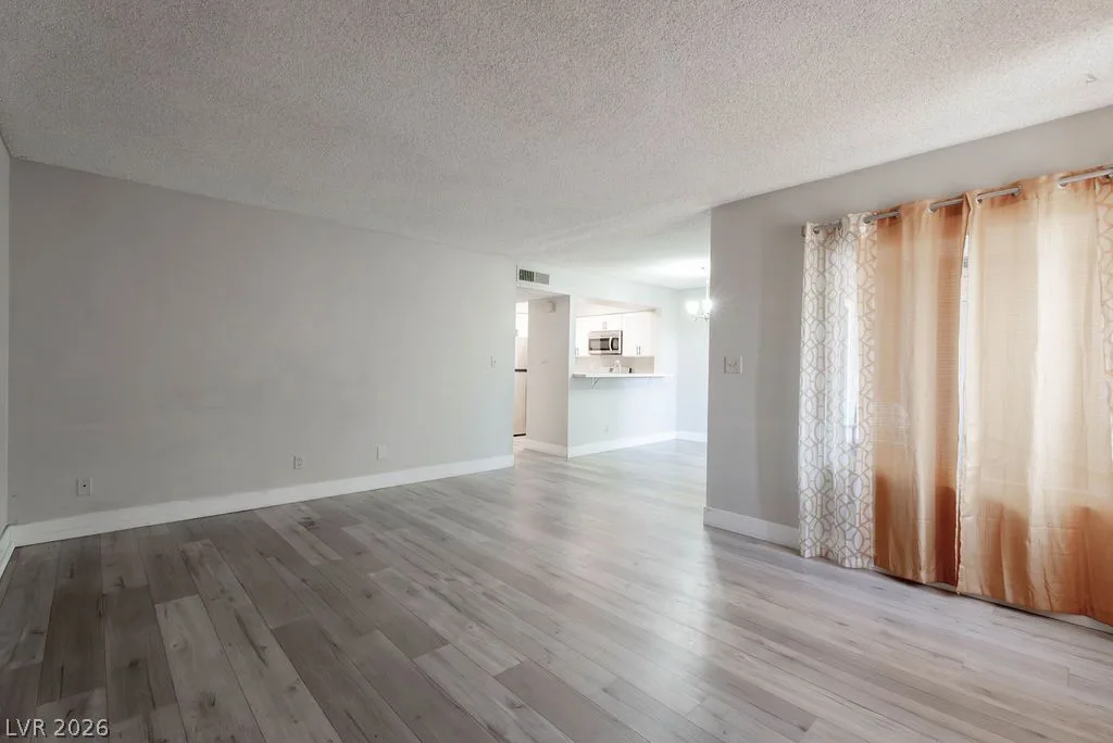 1501 Living Desert Drive D — photo 2