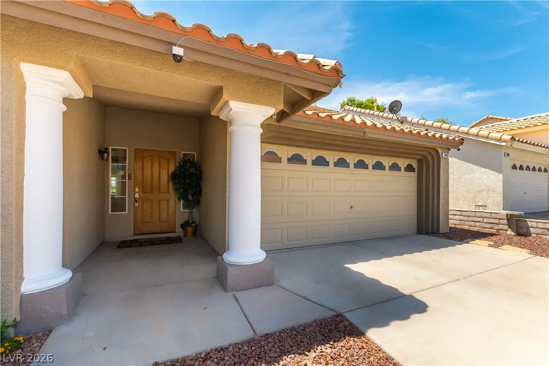 2407 Harlequin Circle — photo 2