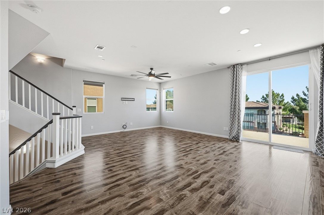 924 Tasker Pass Avenue — photo 5