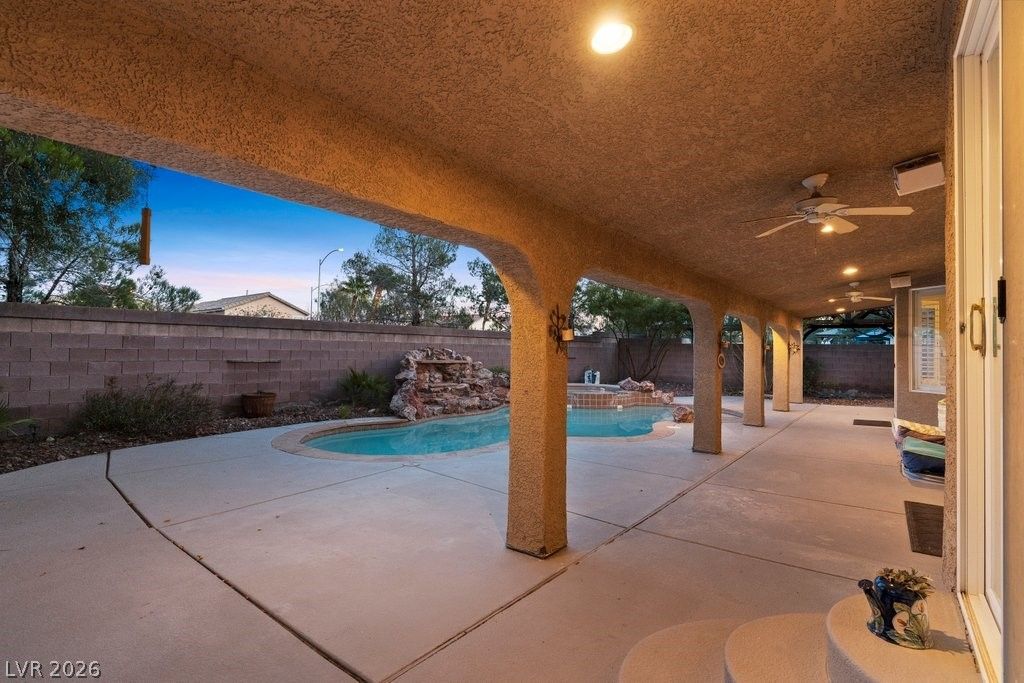 7550 Jacaranda Bay Street — photo 5
