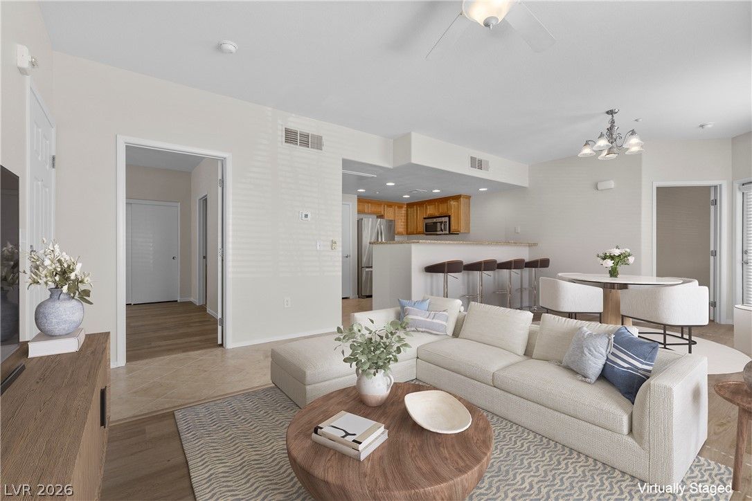 50 Aura De Blanco Street 2102 — photo 4 of 25