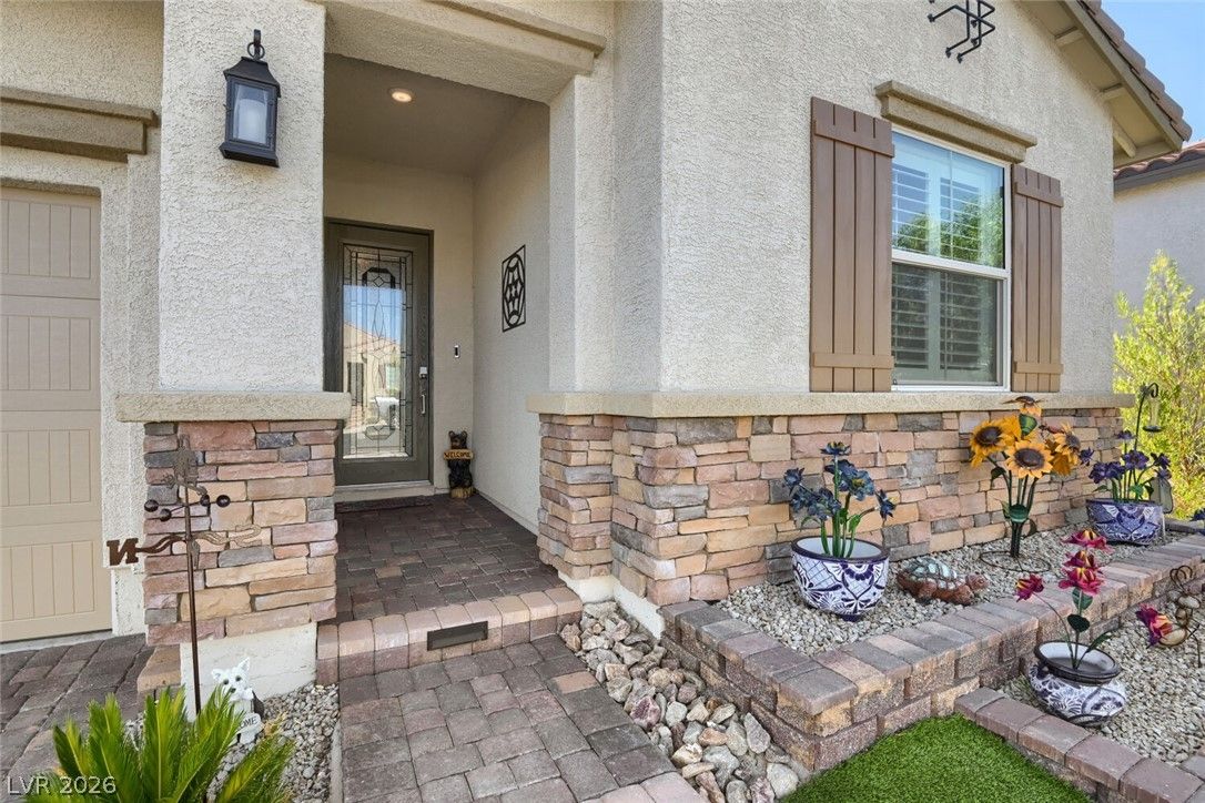 724 Dowland Street — photo 3 of 44