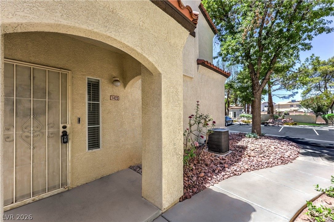2975 Bluegrass Lane 1423 — photo 5