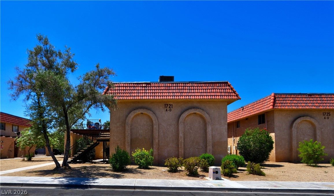 1721 Cordoba Lane — photo 3 of 23