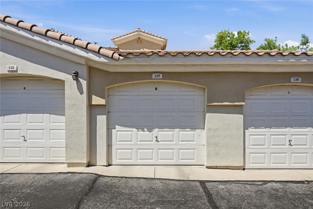 1531 Ruby Cliffs Lane 204 — photo 3