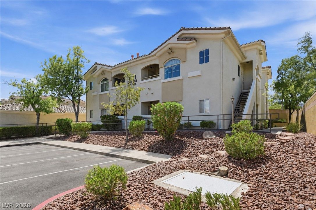 1531 Ruby Cliffs Lane 204 — photo 5