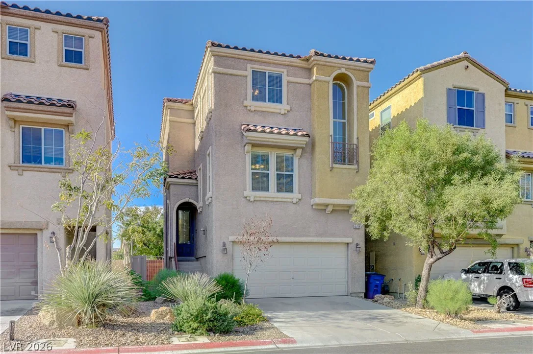 10725 Ackers Drive — photo 2