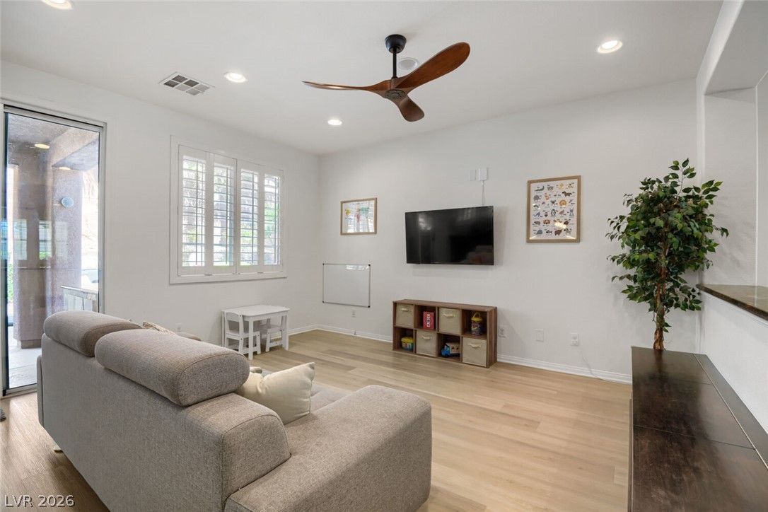 1153 Orphington Court — photo 4