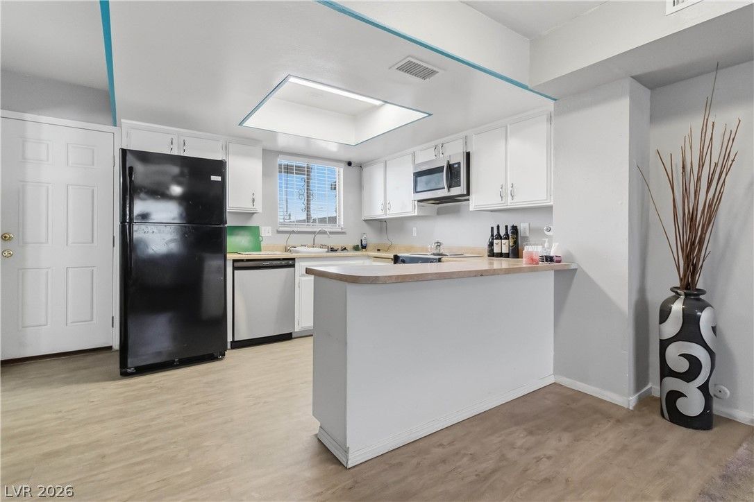 6024 Pebble Beach Boulevard — photo 4