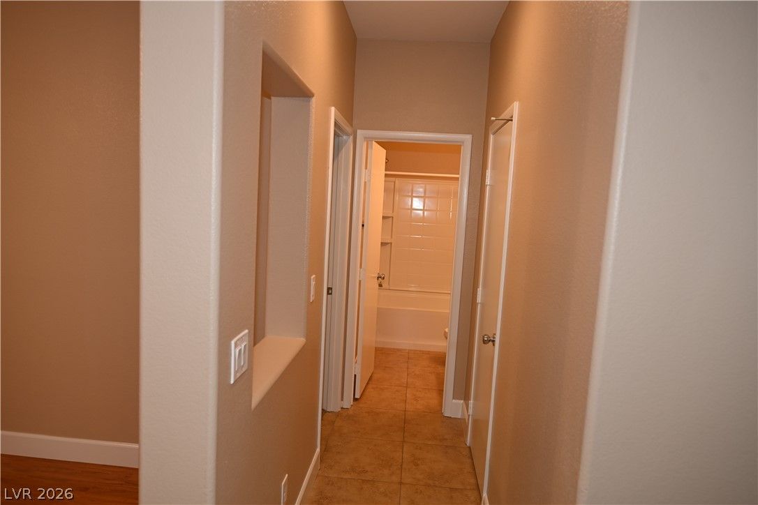 6152 West Cougar Avenue — photo 4