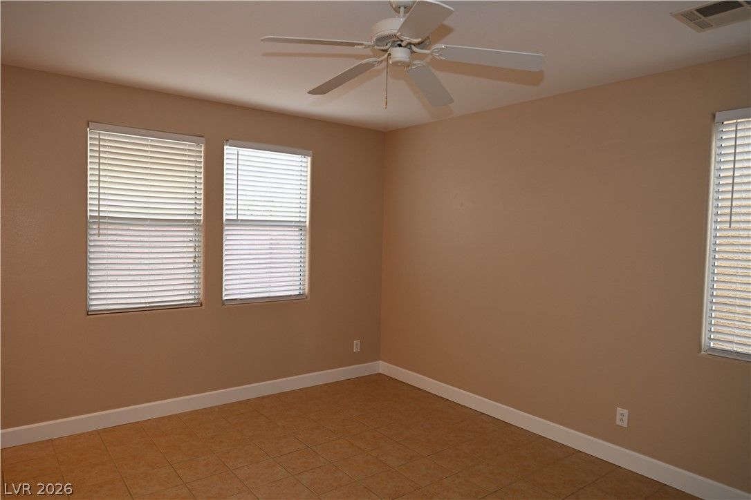 6152 West Cougar Avenue — photo 5