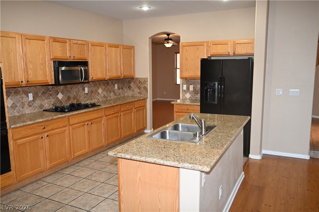 2936 FALLING SPRINGS Circle n/a — photo 3 of 34
