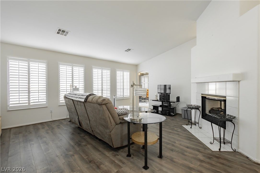 6120 Satre Court — photo 3 of 25