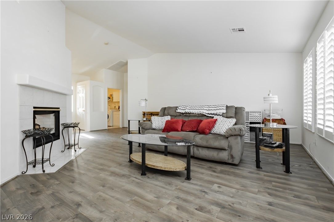 6120 Satre Court — photo 4 of 25