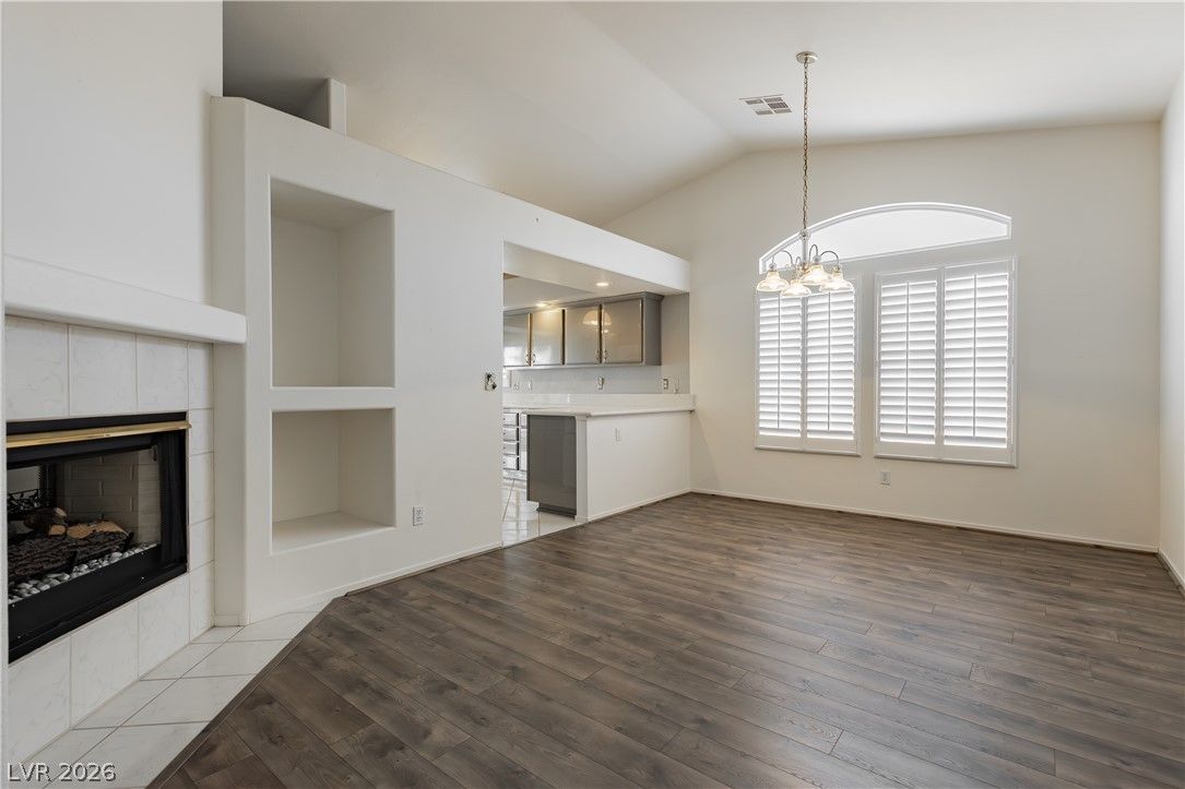 6120 Satre Court — photo 5 of 25
