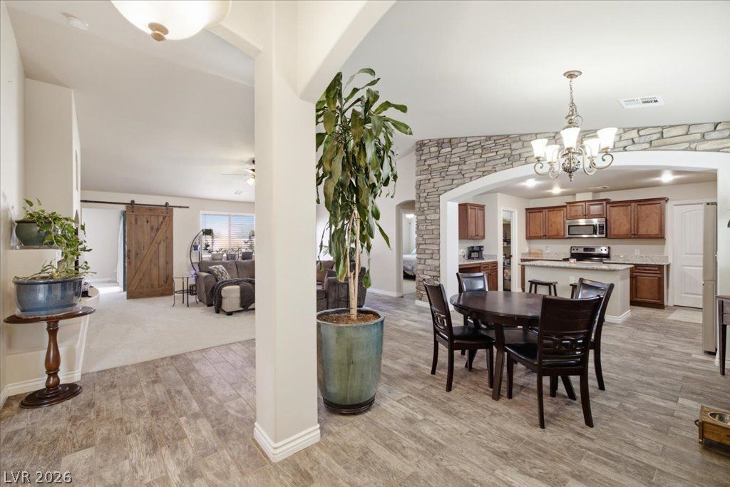 6711 Greenbriar Court — photo 4