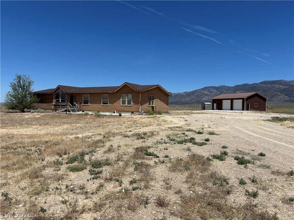 910 North Sawblade Circle — photo 1