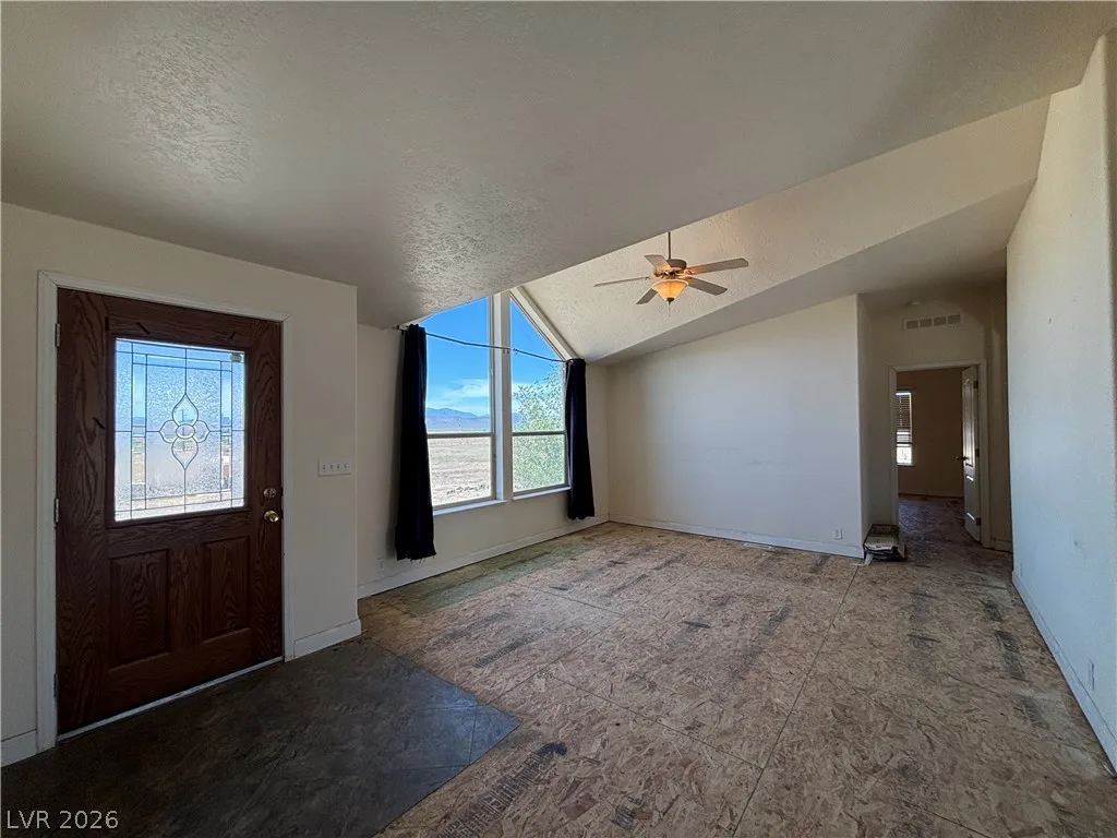 910 North Sawblade Circle — photo 3