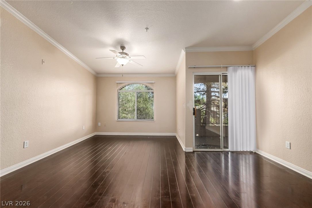 4400 South Jones Boulevard 3119 — photo 5 of 31
