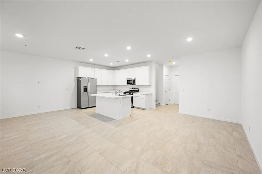 358 Francis Peak Drive — photo 3