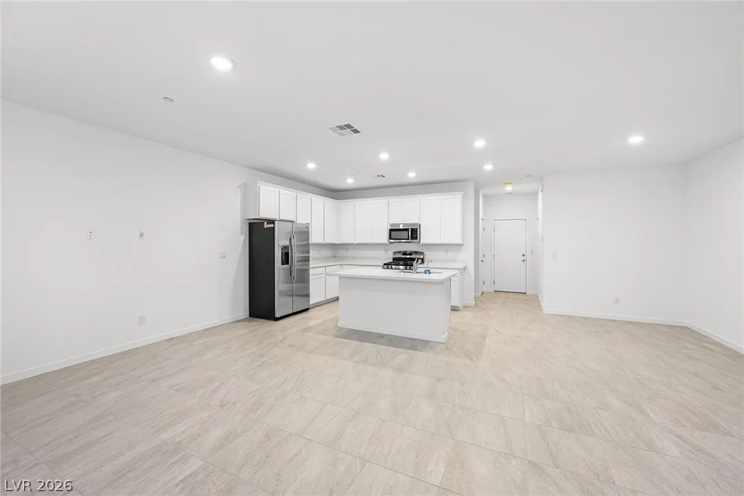 358 Francis Peak Drive — photo 4