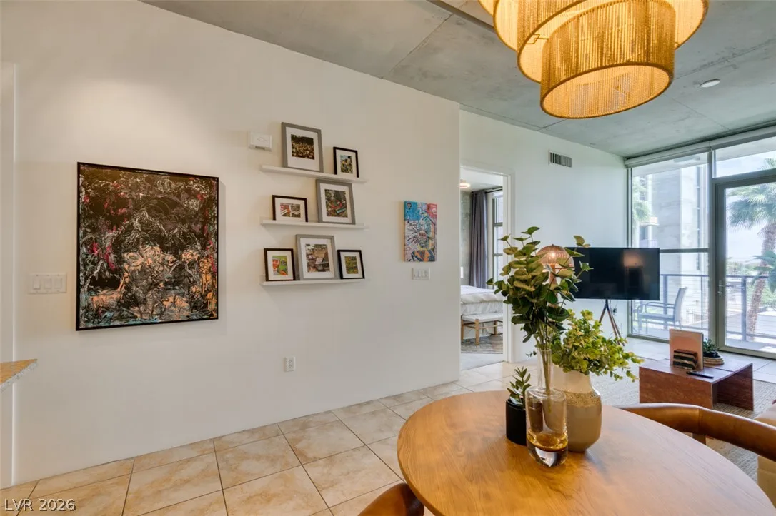 353 Bonneville Avenue 343 — photo 5