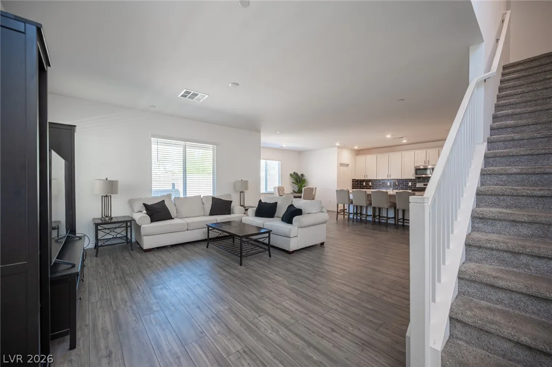 9804 Abel Cliff Street — photo 4