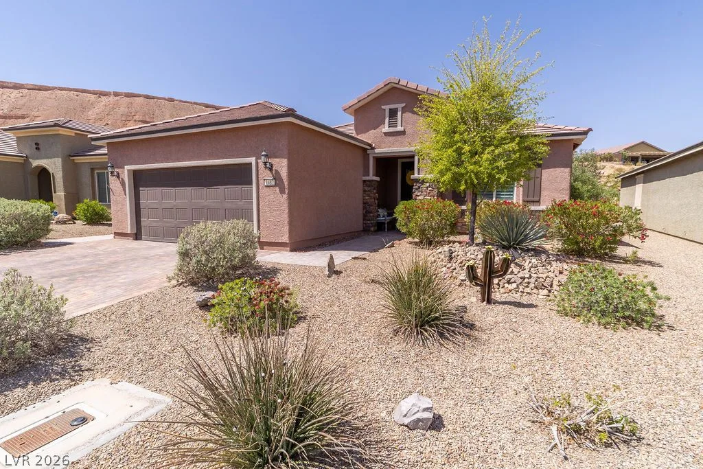 1487 Rainbow Bend — photo 2 of 41