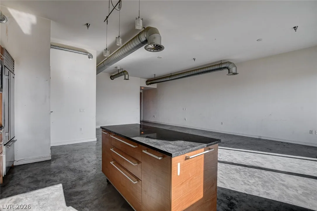 200 Hoover Avenue 1601 — photo 5