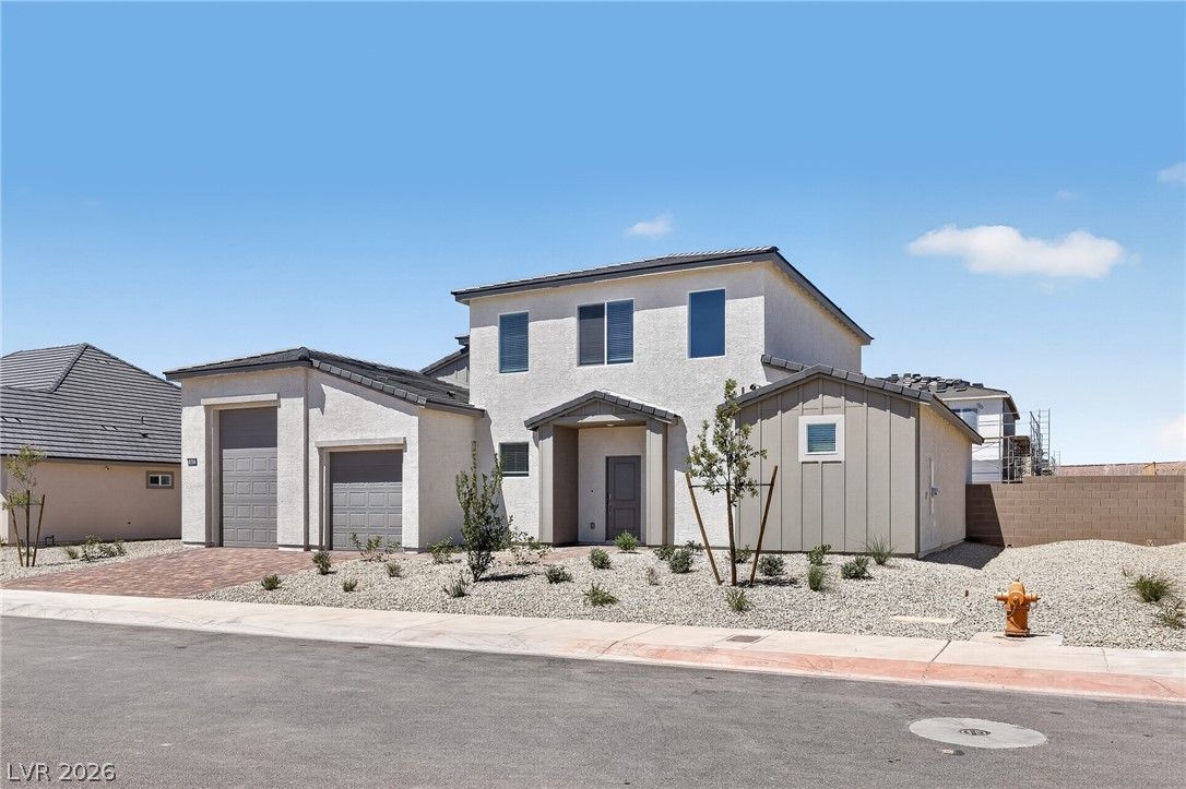 347 Sam Way — photo 4 of 32