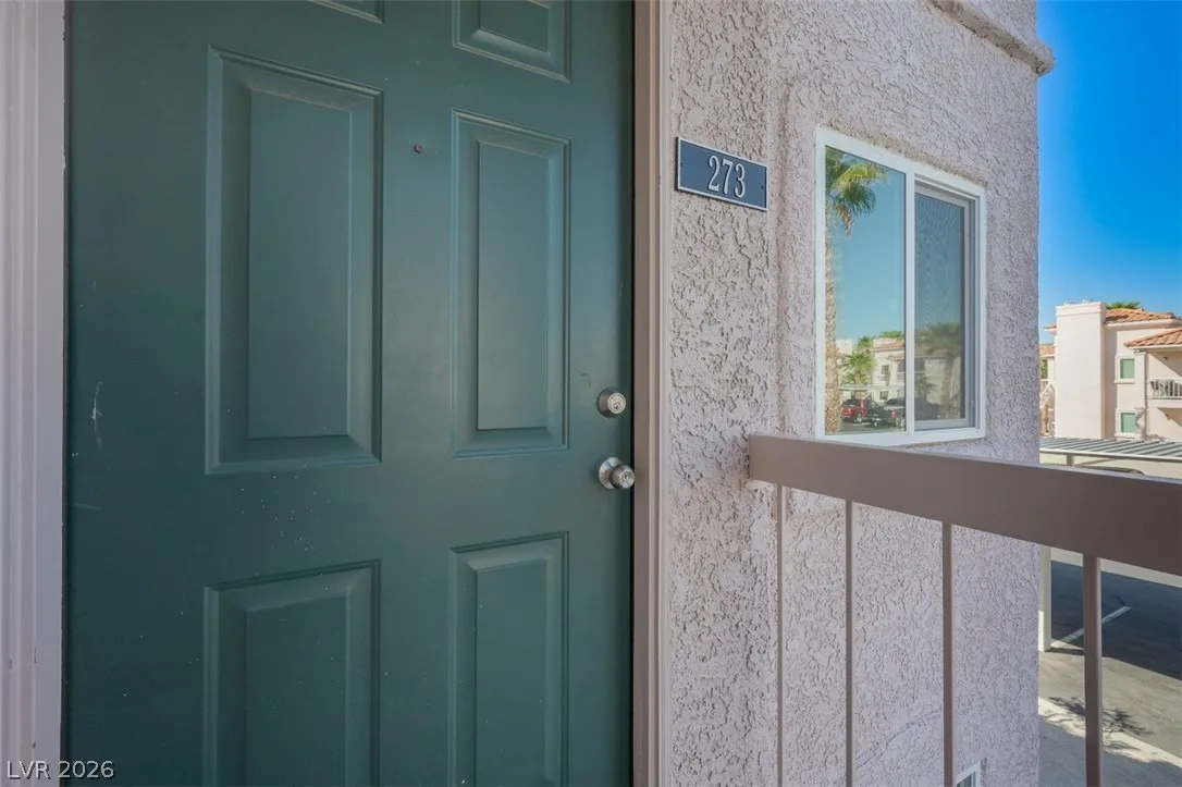 1944 Las Palmas Lane 273 — photo 4