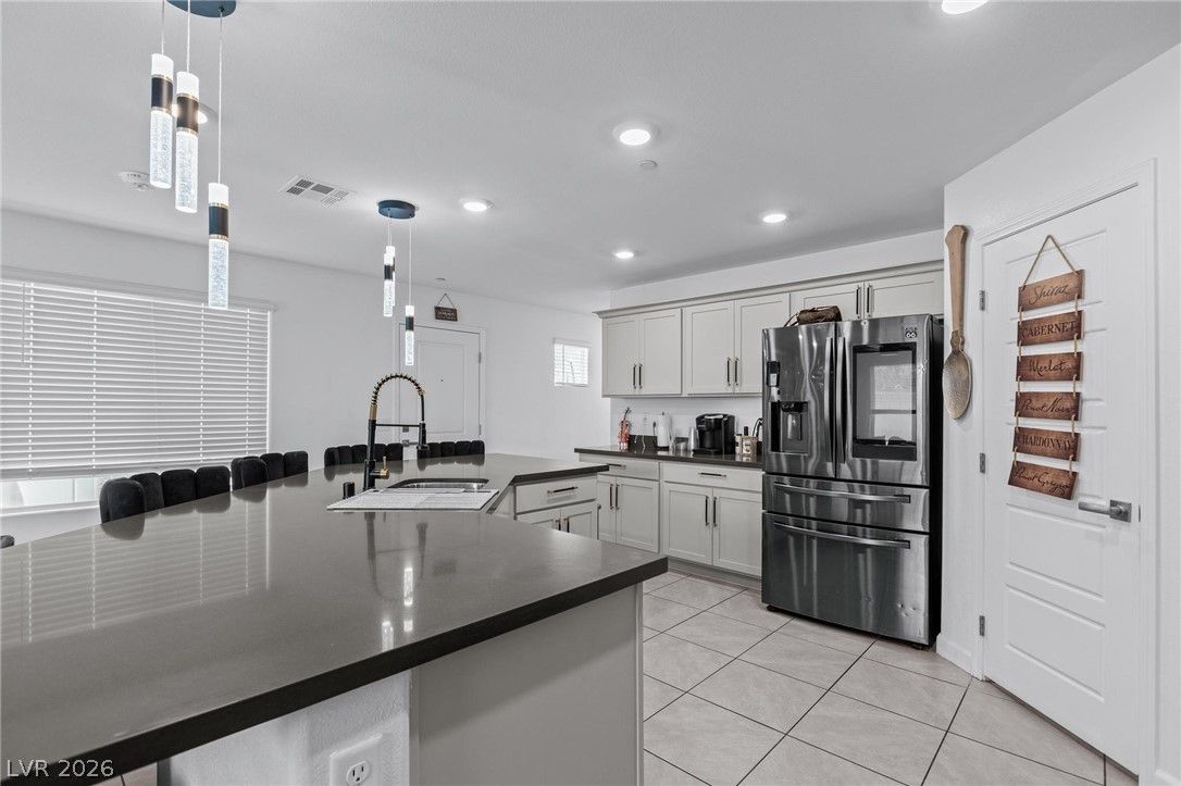 4915 Chidlaw Avenue 3 — photo 2
