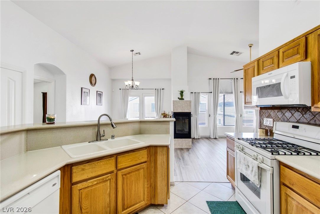 5507 Big Red Court 101 — photo 3 of 15