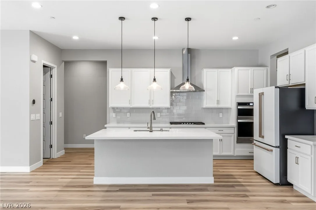 3391 Stone View Avenue — photo 4 of 23