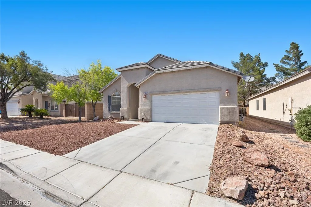 2926 Steppingstone Court — photo 3