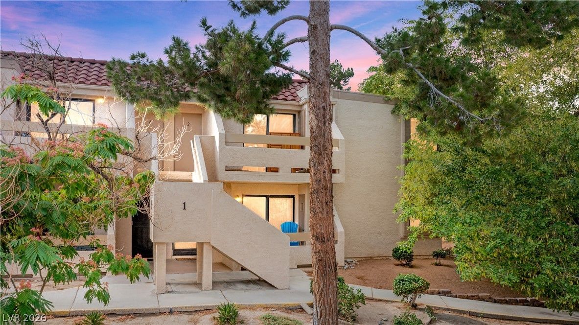 3740 Desert Marina Drive 2 — photo 2