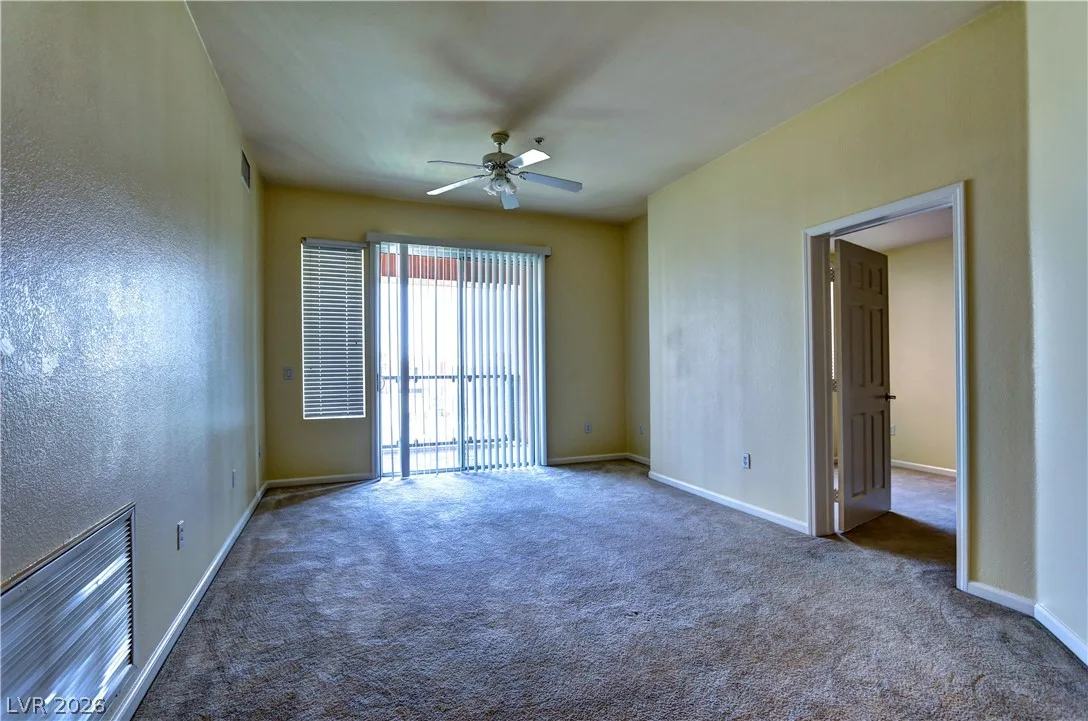47 East Agate Avenue 405 — photo 5