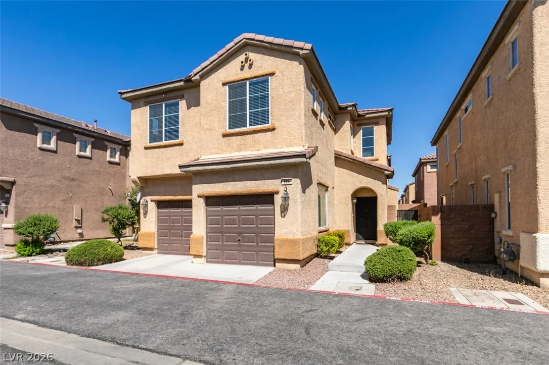 685 Taliput Palm Place — photo 2