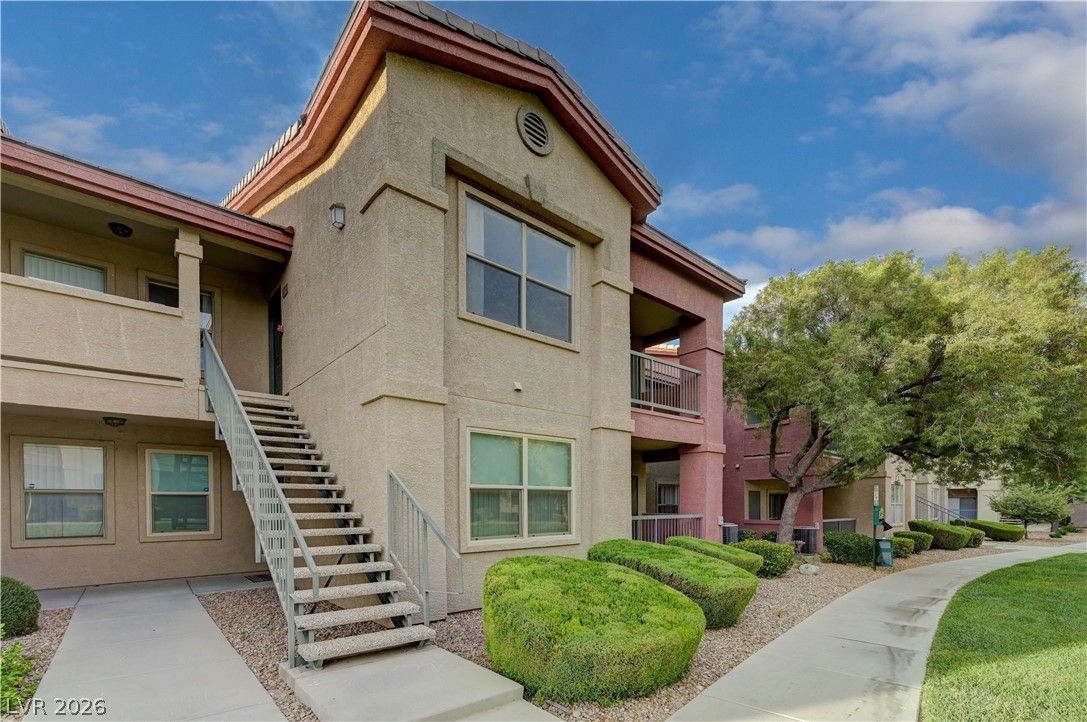 8000 West Badura Avenue 2082 — photo 1