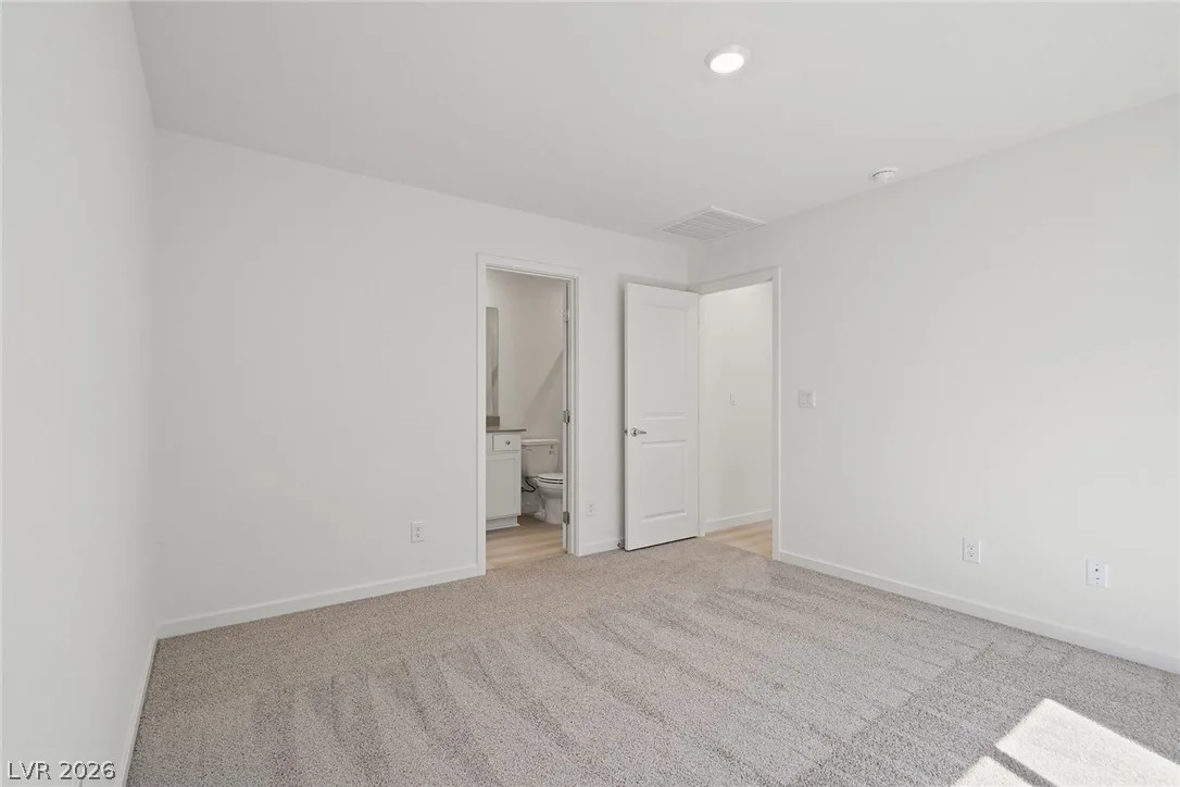 6760 Violet Cascade Avenue — photo 5