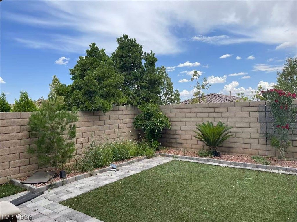 119 Colantonio Court — photo 4 of 10