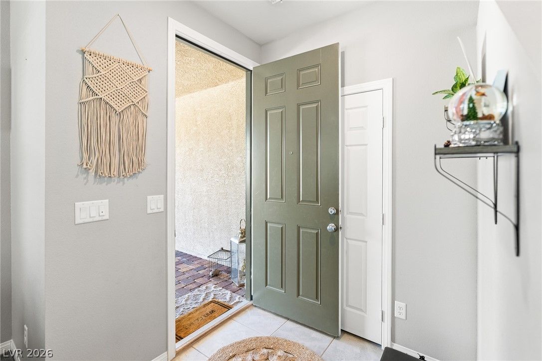 3221 Pergusa Drive — photo 3
